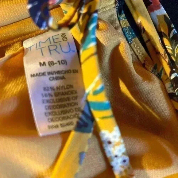 Time & Tru bandeau bikini top, adjustable, sz M (8-10) - Picture 4 of 4